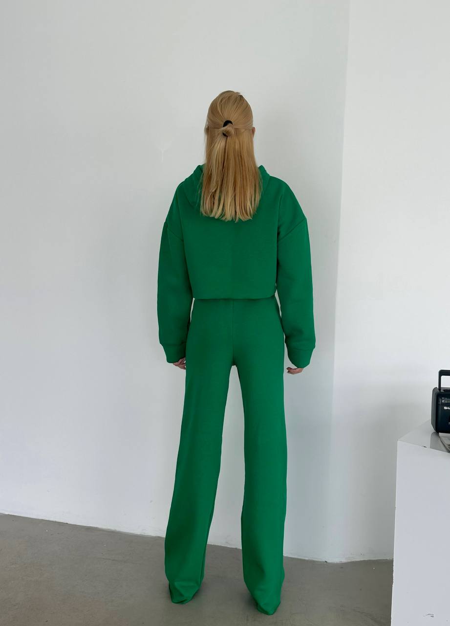 Training suit