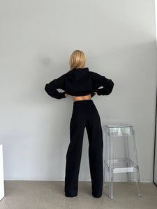 Training suit