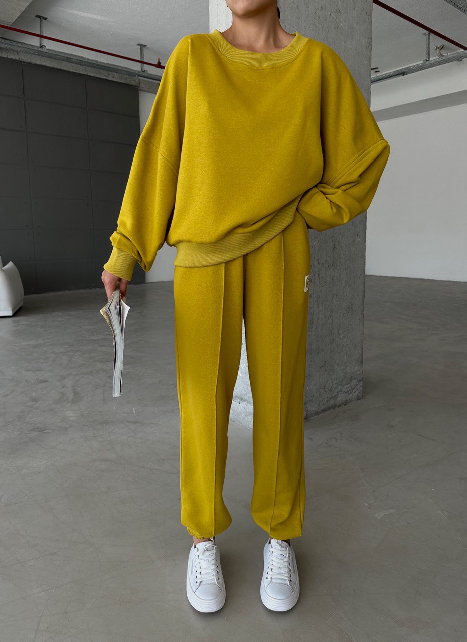 Training suit