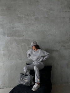 Training suit